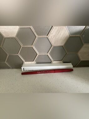 Limelife by Alcone Enduring Lip Liner Berry Berry